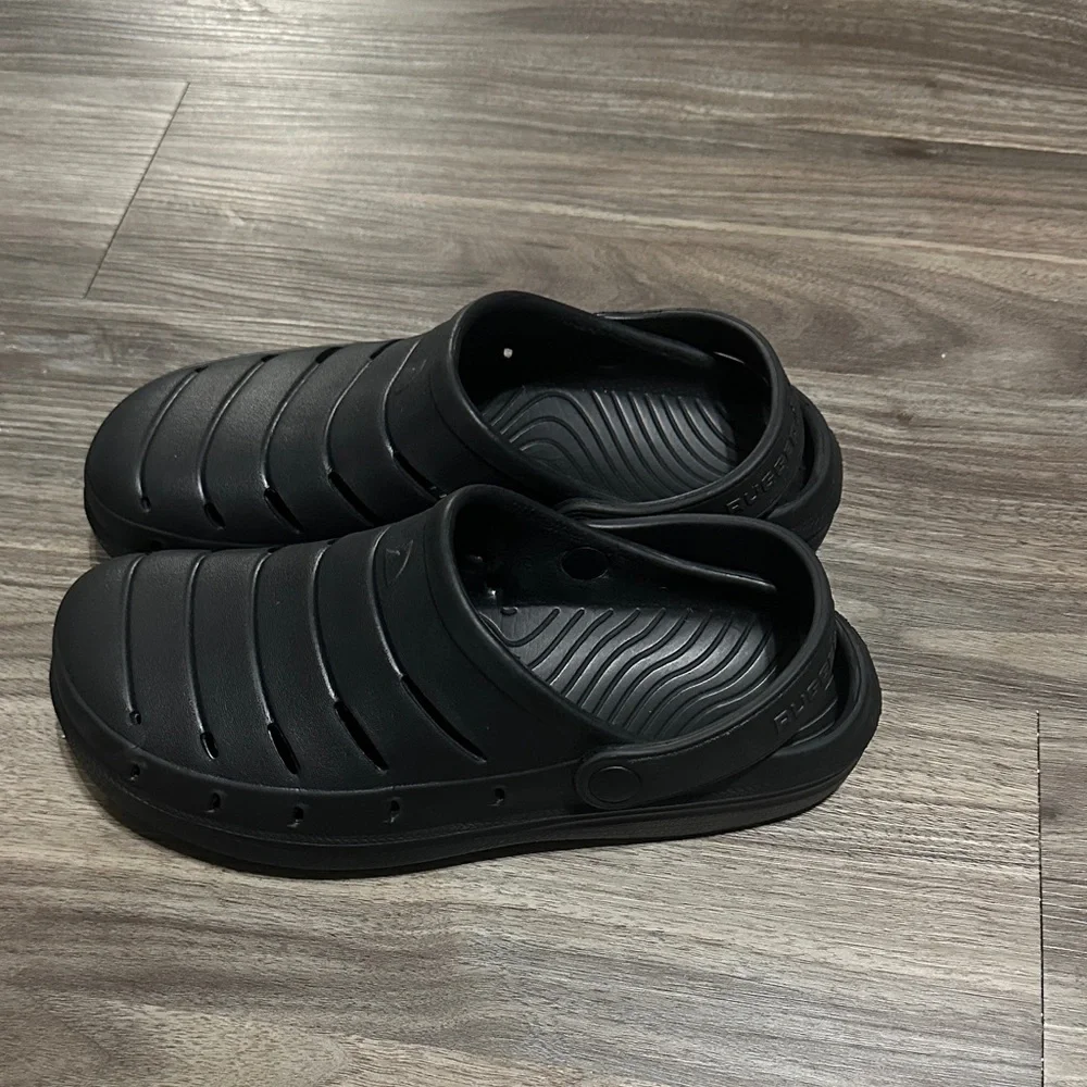 Men's Black Slip-On Clogs